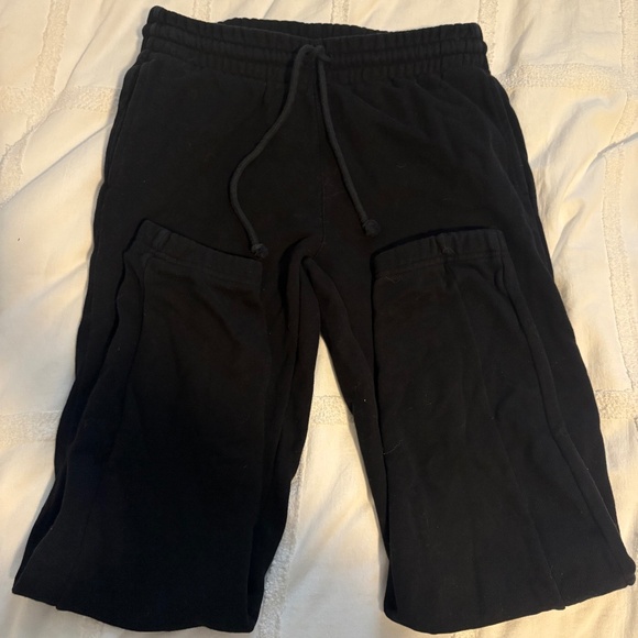 TNA Cozy Fleece Boyfriend Sweatpants — Black (Size S) - Picture 1 of 3